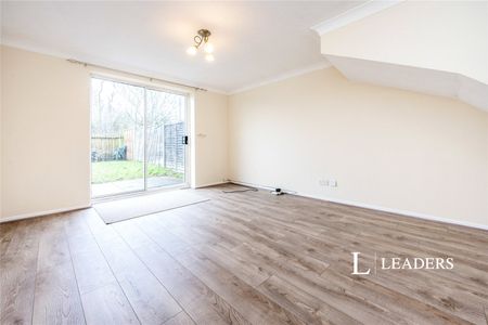 2 bedroom house to rent Culross Grove, Monkston, Milton Keynes, Buckinghamshire, MK10 - Photo 3