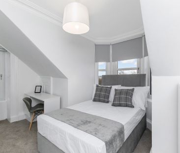 4 bedroom apartment to rent - Photo 6