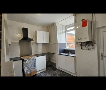 2 Bed Terraced House, Swinburn Street, M9 - Photo 4