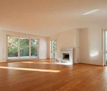 Schöne 3-Zimmer-Wohnung mit idyllischem Garten und Terrasse in Schw... - Photo 1