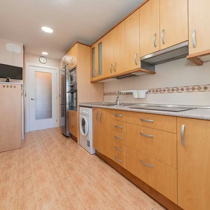 Ronda de las Cooperativas, Madrid, Community of Madrid 28041 - Photo 1