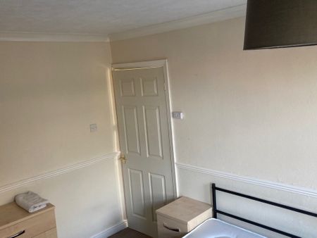 Wycliffe Avenue, Hull Road - P10608 - Photo 5