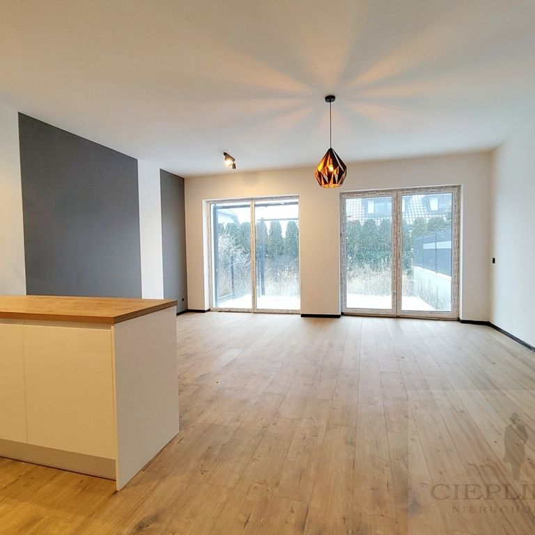 Przestronny dom, idealny dla dużej rodziny! - Photo 1