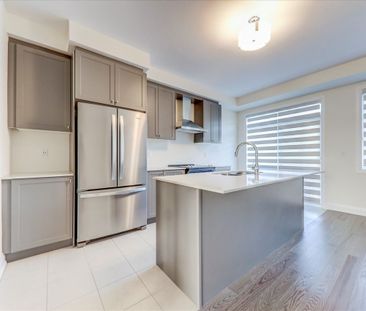 For Lease - 2815 Albatross Way, Pickering, Ontario - Photo 2