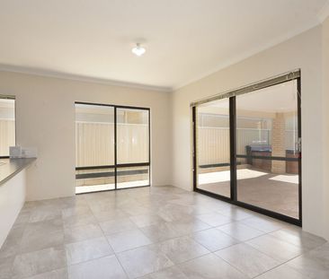 22 Velaluka Drive, Lake Coogee - Photo 5