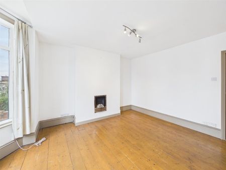 2 BED Apartment To rent - Photo 2