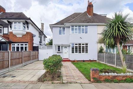 Orchard Drive, Edgware, HA8 - Photo 3