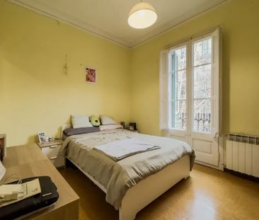 Carrer de París, Barcelona, Catalonia 08036 - Photo 6