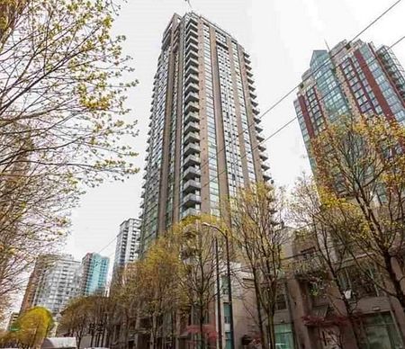 2705 – 928 Richards Street – Yaletown - Photo 4