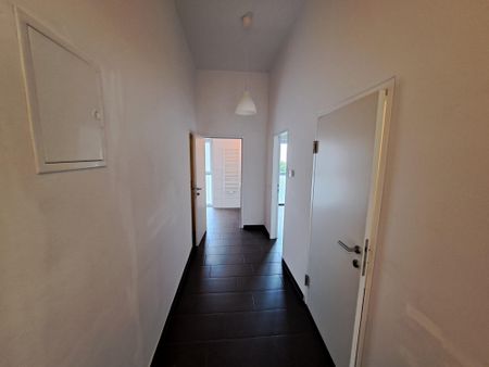 ** NEUER PREIS ** Moderne 2-Zimmer Wohnung mit Balkon in der Raimundstraße 24-26 / Top C7 - Foto 4
