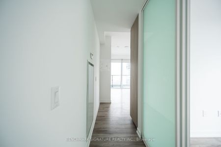 88 North Condos and Lofts 77 , #2810 - Photo 4