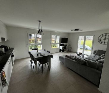 DANS UN CADRE REPOPSANT MAGNIFIQUE LOGEMENT DE 3½ PIECES - Photo 2