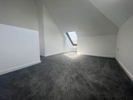 3 bedroom semi-detached house to rent - Photo 3