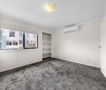 10 Berg Place, Coburg VIC 3058 - Photo 4