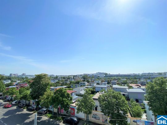 Wunderschöne 3 Zimmer Dachgeschosswohnung mit 40 m² Terrasse - Photo 1