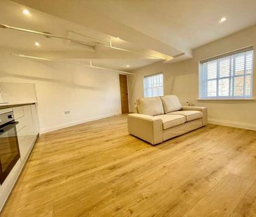 Market Place, Reading, RG1 - Photo 3