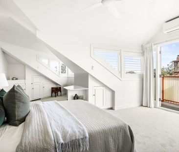 Character Art Deco Semi - Photo 5