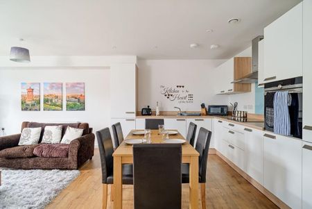 2 bedroom apartment to rent - Photo 3