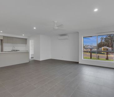 Stylish Family Living at Its Finest - Photo 6