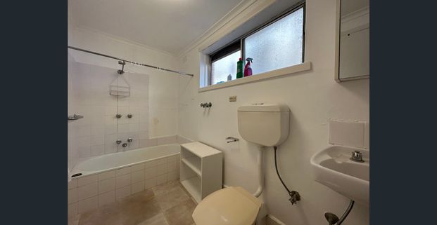 Ground floor apartment in fantastic location - Photo 1