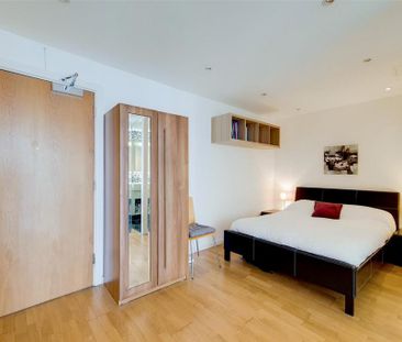 Studio to rent - Photo 3