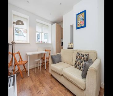 1 Bed Flat, Lyham Road, SW2 - Photo 1