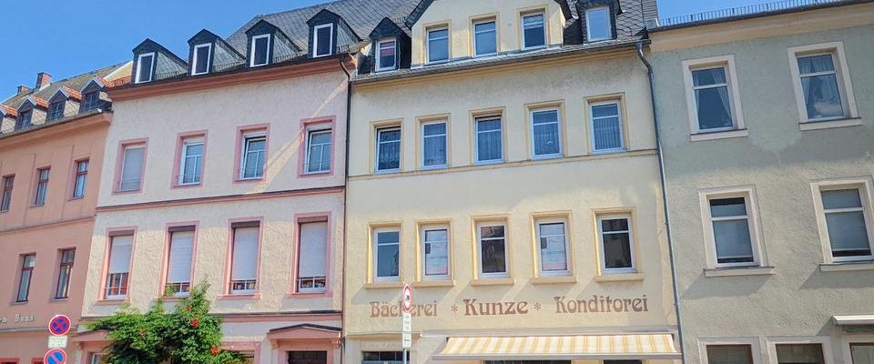 ++ einziehen & wohlfühlen - neue, charmante 2-Raum Wohnung direkt am Markt in Waldenburg ++ - Photo 1