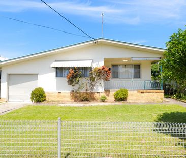 3 bedroom home in flood free South Grafton - Photo 4