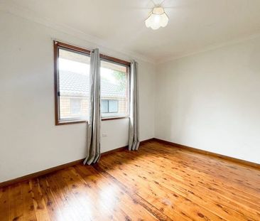 COMFORT AND CONVENIENCE IN CAMPBELLTOWN !!! - Photo 3