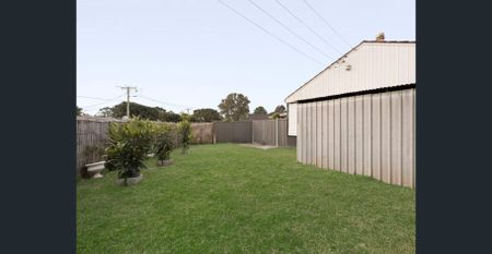 Comfortable Family Home in a Quiet, Convenient Location - Photo 5