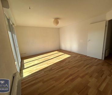 Location Appartement 3 pièces 57m² SOYAUX 16800 - Photo 2