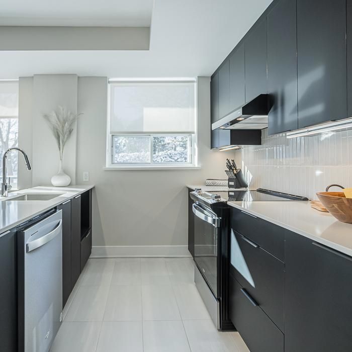 4 ½ - 1375 Croissant Sherwood, Mont-Royal - Photo 1