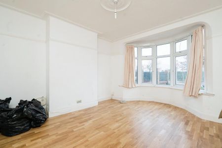 4 bedroom terraced house to rent - Photo 2