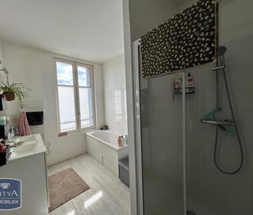 Location Appartement 3 pièces 79m² NIORT 79000 - Photo 5