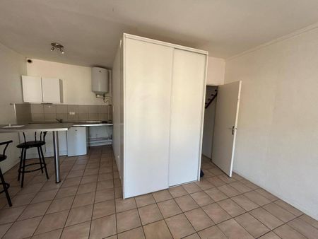 Location appartement 1 pièce 30.6 m² à Vienne (38200) 4 - Photo 2