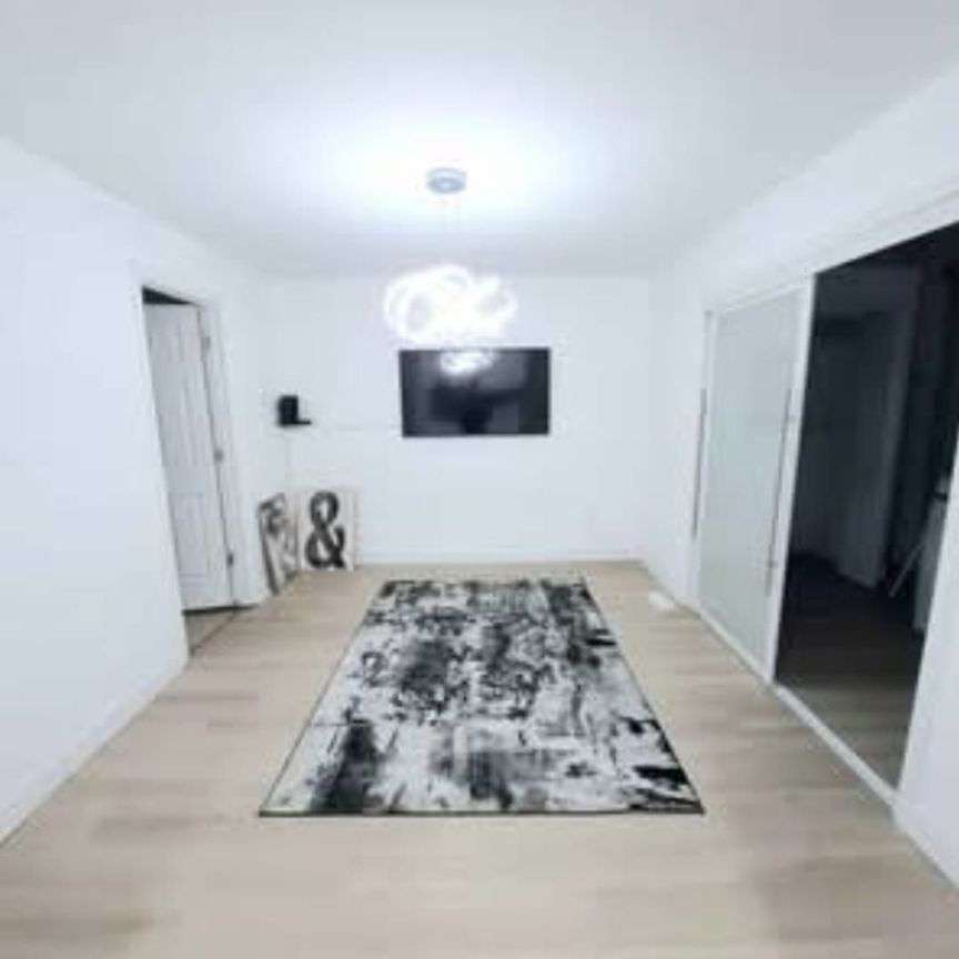 For Lease - 4699 Montrose Road, Niagara Falls, Ontario - Photo 1