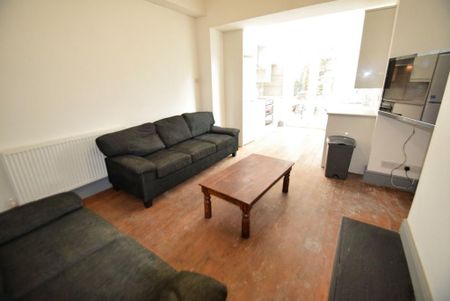 4 bedroom house share to rent - Photo 3