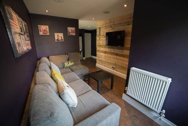 4 bedroom apartment to rent - Photo 1