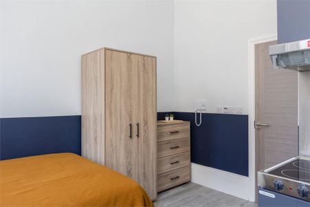 Studio to rent - Photo 2
