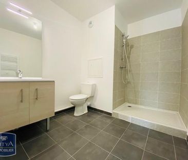 Location Appartement 2 pièces 40m² FONTENAY SOUS BOIS 94120 - Photo 2