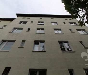 Helle kleine 3 Raum Wohnung mit praktischem Grundriss bietet Ihnen ... - Photo 1