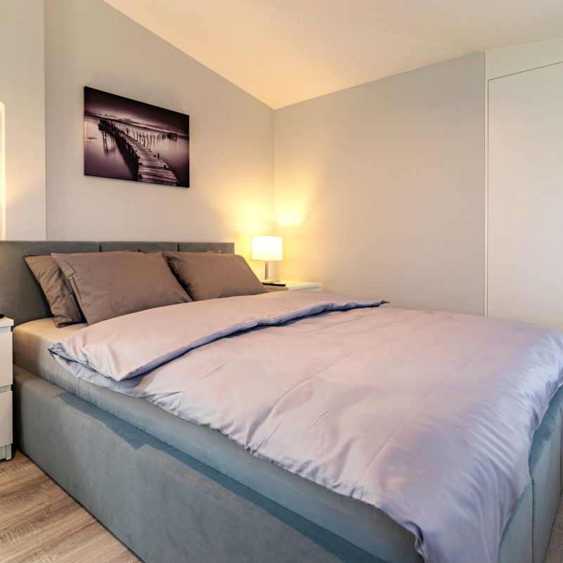 Stylowa Kawalerka na Poddaszu - Zdjęcie 1