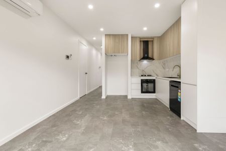 Brand new townhouse! - Photo 4