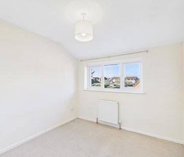 Maple Close, Hardwicke, Gloucester - Photo 2