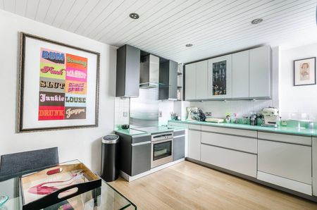 2 Bed Flat, Newport House, WC2H - Photo 4