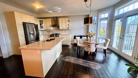 For Lease - 571 Sanderson Crescent, Milton, Ontario - Photo 2