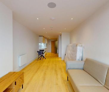 Studio to rent - Photo 1