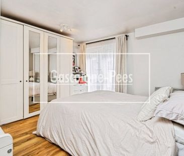 Rosemount Avenue, West Byfleet, KT14 - Photo 3