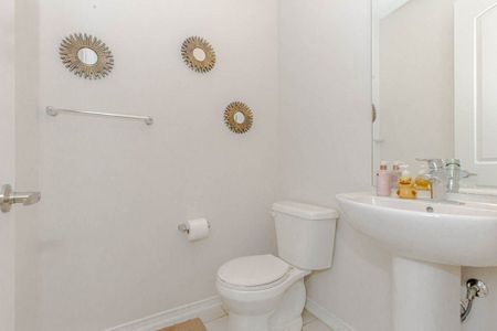 For Lease - 8273 Tulip Tree Drive Unit# 31, Niagara Falls, Ontario - Photo 3