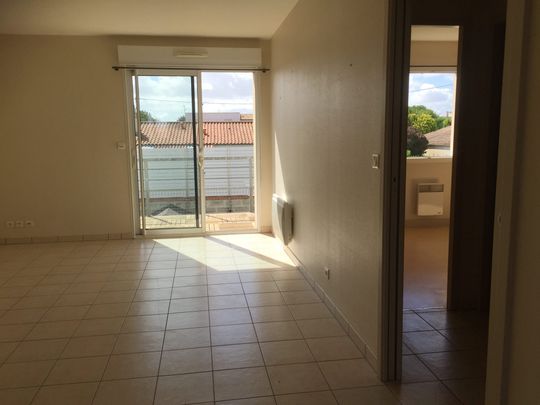 Location Appartement 3 pièces 60m² DOMPIERRE SUR MER 17139 - Photo 1